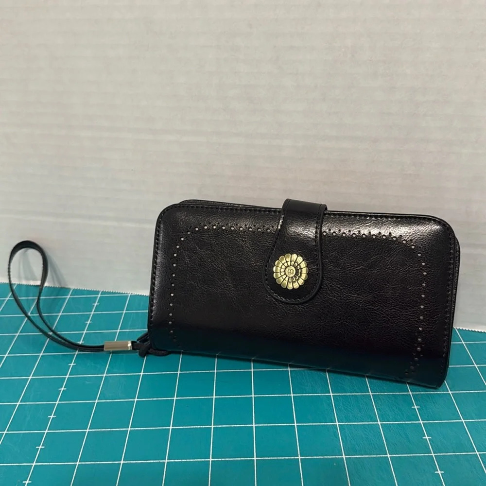 Bostanten Lomy Big Wallet For Women With Wristlet — Large Capacity NWOT